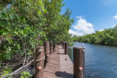 104 Paloma Dr, Coral Gables, FL 33143 - Photo 8