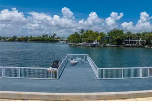 4710 Pine Tree Dr, Miami Beach, FL 33140 - Photo 6