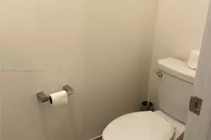 8045 NW 105th Ct, Doral, FL 33178 - Photo 20