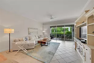 4700 Yacht Harbor Dr, Naples, FL 34112 - Photo 10