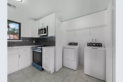 21003 SW 124th Ave Rd, Miami, FL 33177 - Photo 10