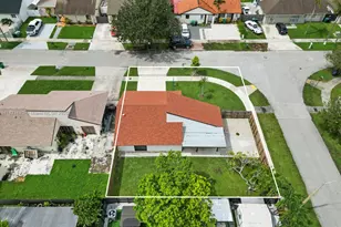 21003 SW 124th Ave Rd, Miami, FL 33177 - Photo 22