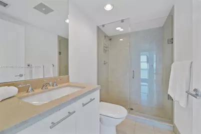 6801 Collins Ave #1204/1217, Miami Beach, FL 33141 - Photo 8