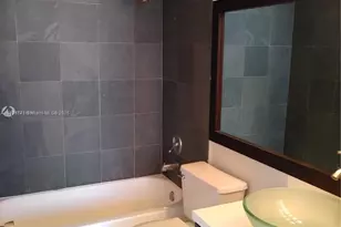 770 Claughton Island Dr, Miami, FL 33131 - Photo 6