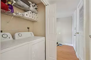 915 Riverside Dr, Coral Springs, FL 33071 - Photo 18