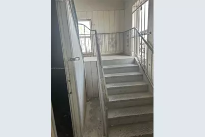 2000 N Dixie Hwy, Hollywood, FL 33020 - Photo 10