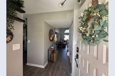 1054 SE 6th Ct, Dania Beach, FL 33004 - Photo 2