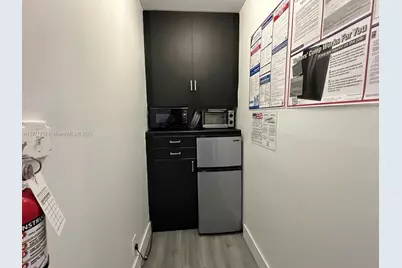 2116 N Dixie Hwy, Hollywood, FL 33020 - Photo 12