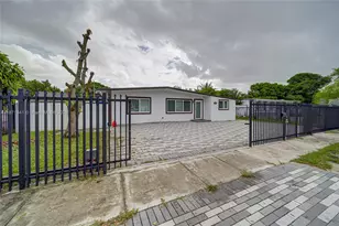 1070 NW 132nd St, North Miami, FL 33168 - Photo 4