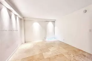 3301 N Country Club Dr, Aventura, FL 33180 - Photo 8