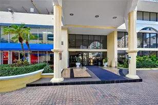 7601 E Treasure Dr, North Bay Village, FL 33141 - Photo 18