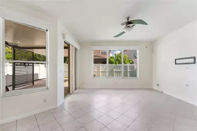 1943 SW 149th Ave, Miramar, FL 33027 - Photo 4