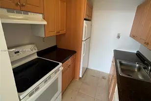 2000 NE 135th St, North Miami, FL 33181 - Photo 6