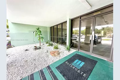 2771 Taft St #302, Hollywood, FL 33020 - Photo 4