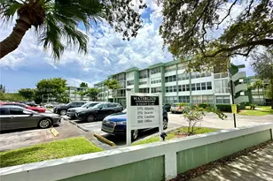 2771 Taft St, Hollywood, FL 33020 - Photo 2