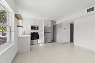 775 NW 96th St, Miami, FL 33150 - Photo 12