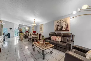 8101 SW 159th Ct, Miami, FL 33193 - Photo 4