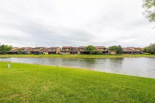 9060 NW 45th Ct, Sunrise, FL 33351 - Photo 14