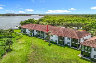 6082 SE Landing Way, Stuart, FL 34997 - Photo 8