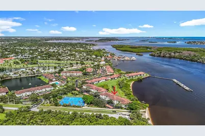 6082 SE Landing Way #11, Stuart, FL 34997 - Photo 4