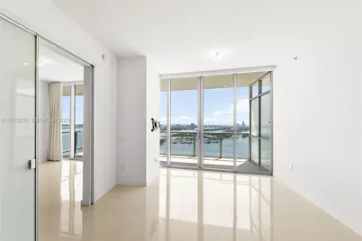 1100 Biscayne Blvd #3404, Miami, FL 33132 - Photo 12