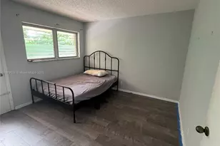 815 SW 10th Terrace, Hallandale Beach, FL 33009 - Photo 18