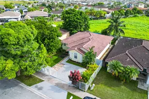 13471 SW 278th Terrace, Homestead, FL 33032 - Photo 2