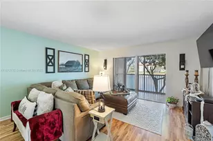 12901 SW 15th Ct, Pembroke Pines, FL 33027 - Photo 14