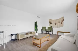 13210 Memorial Hwy, North Miami, FL 33161 - Photo 24