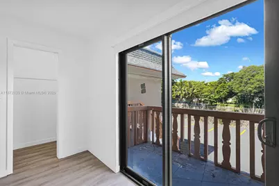 13210 Memorial Hwy #208, North Miami, FL 33161 - Photo 42