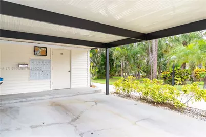 1014 Pine Isle Ln #1014, Naples, FL 34112 - Photo 16