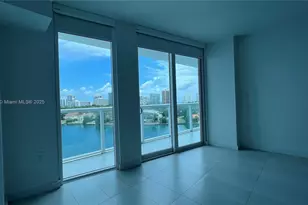 9821 E Bay Harbor Dr, Bay Harbor Islands, FL 33154 - Photo 16