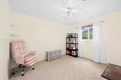 1925 N 39th Ave, Hollywood, FL 33021 - Photo 20