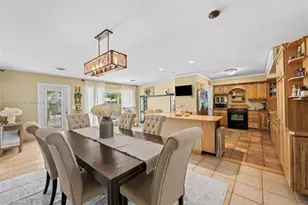 1925 N 39th Ave, Hollywood, FL 33021 - Photo 8