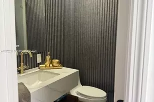 6901 NW 112th Ave, Doral, FL 33178 - Photo 18