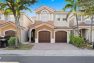 8174 NW 114th Pl, Doral, FL 33178 - Photo 1