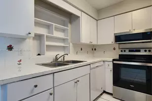 1940 NE 31st Ct, Lighthouse Point, FL 33064 - Photo 28