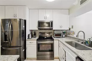 5732 Coral Lake Dr, Margate, FL 33063 - Photo 12