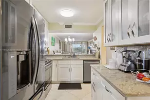 5732 Coral Lake Dr, Margate, FL 33063 - Photo 16