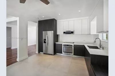 8875 Abbott Avenue, Surfside, FL 33154 - Photo 12