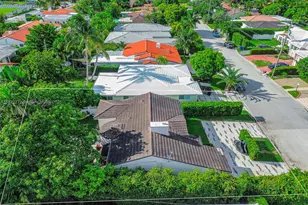 8875 Abbott Ave, Surfside, FL 33154 - Photo 34