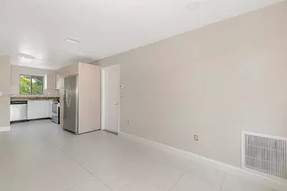 811-817 NW 3rd Ave, Fort Lauderdale, FL 33311 - Photo 6