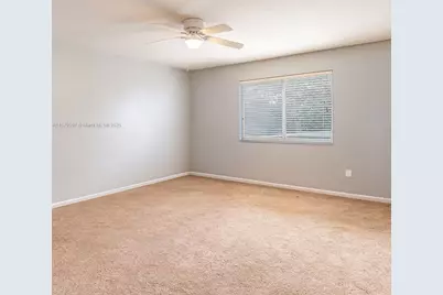 565 Hebrides Ct, Other City - In The State Of Florida, FL 32712 - Photo 8