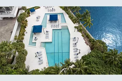 2333 Brickell Ave #1406, Miami, FL 33129 - Photo 4