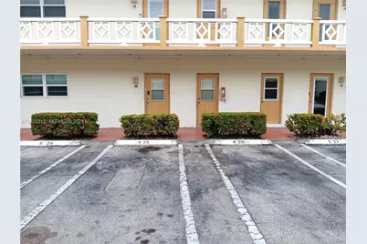 5121 W Oakland Park Blvd #109, Lauderdale Lakes, FL 33313 - Photo 4
