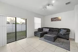 9287 W 33rd Ln, Hialeah, FL 33018 - Photo 6