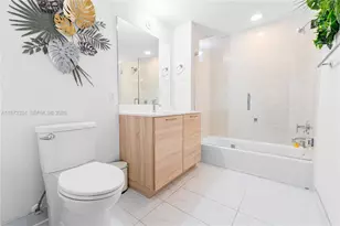 16385 Biscayne Blvd, North Miami Beach, FL 33160 - Photo 12