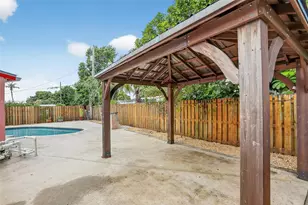 2681 NW 63rd Ave, Margate, FL 33063 - Photo 2