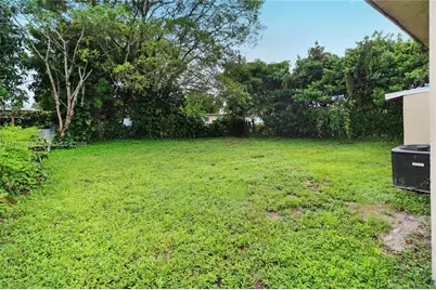 2768 NW 5th St, Pompano Beach, FL 33069 - Photo 20