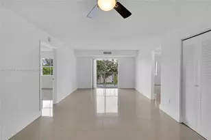 8260 SW 210th St, Cutler Bay, FL 33189 - Photo 4